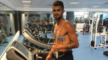 Elseid Hysaj durante le visite mediche